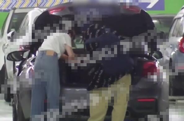���������ع������c�̰l(f��)��Ů܇(ch��)��(n��i)����